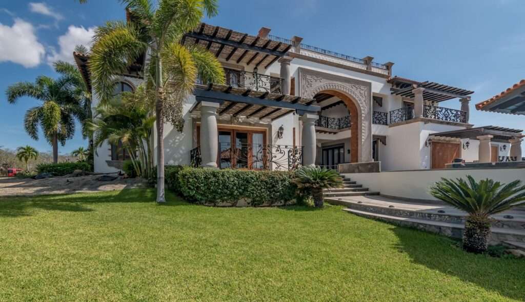 Cabo Golf Fundadores Set within the prestigious, double-gated Fundadores enclave of Puerto Los Cabos, Casa Las Glorias captures sweeping – 219 Padre Piccolo, San Jose del Cabo, BS