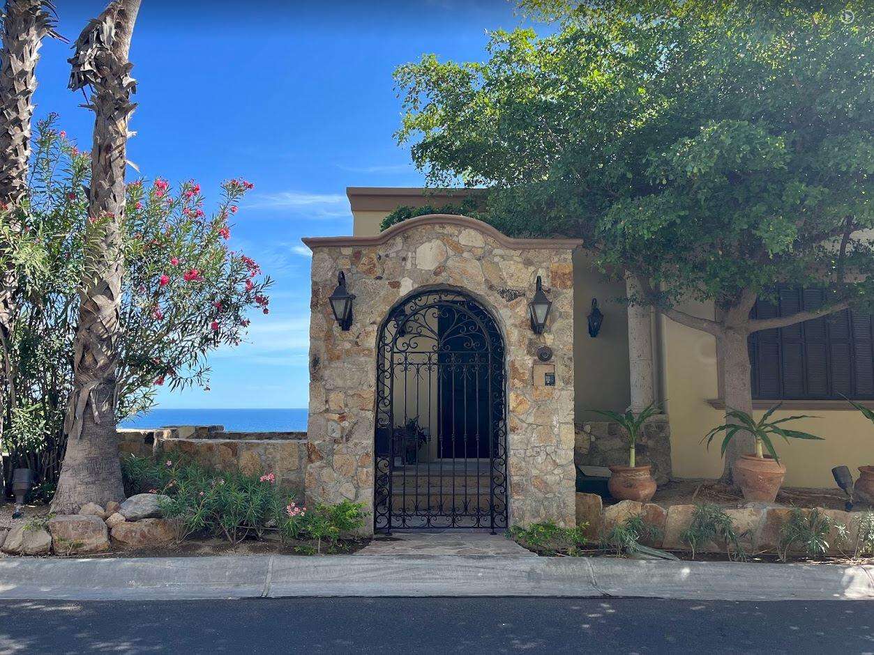 Cabo Golf Oasis Palmilla Located on the exclusive cul-de-sac of Palmilla Park, Casa Pitaya is one of four homes in this sough-after enclave.The residence features five en-suite bedrooms with private terraces. The gourmet kitchen connects to indoor and outdoor living spaces, including a veranda with a pool, spa, firepit, and dining areas overlooking golf, mountains, and ocean vistas. Additional highlights include a family room, two-car garage, smart home technology, and solar readiness. Perfectly located within Palmilla, it offers direct access to The Commons, Arroyo Park, El Once golf course, plus eligibility for memberships in Club Ninety-Six. for sale